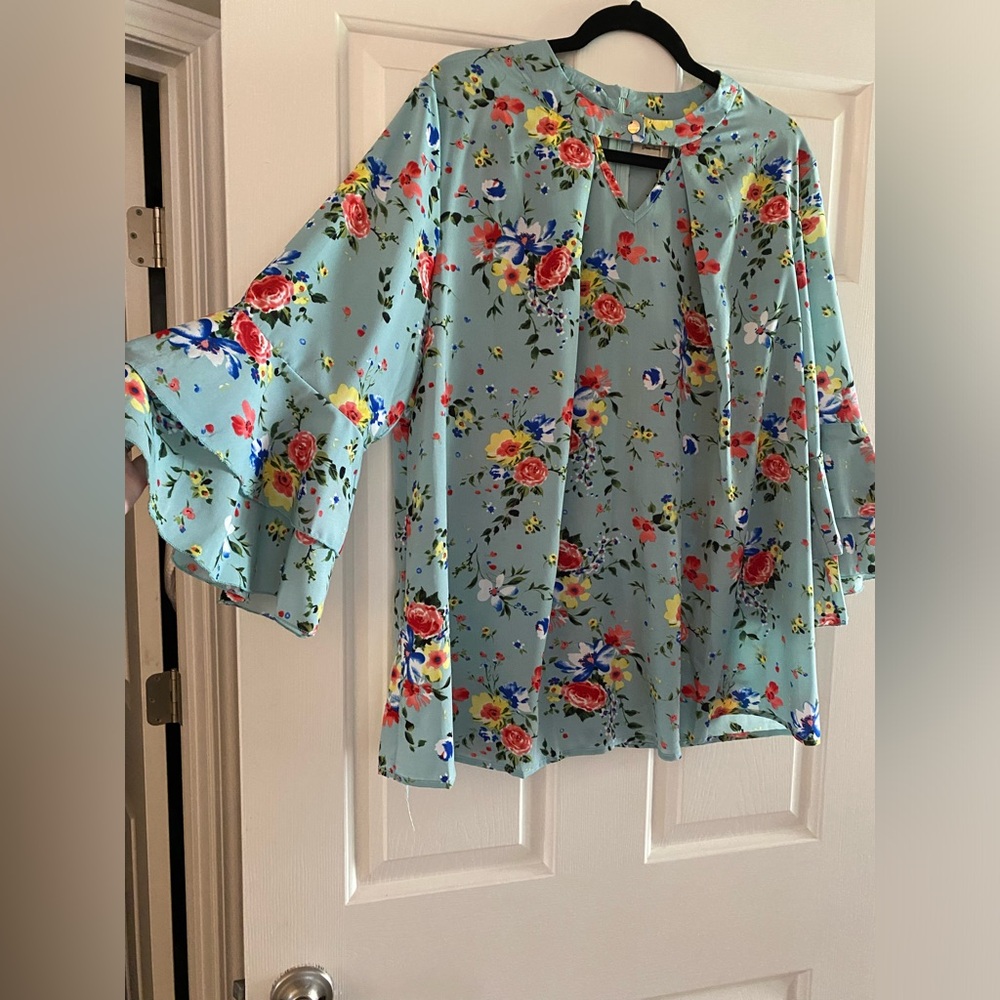 Floral, long sleeve top